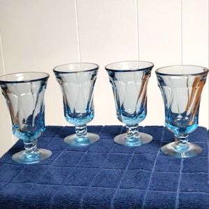 4 SMALL DRINKING GLASSES